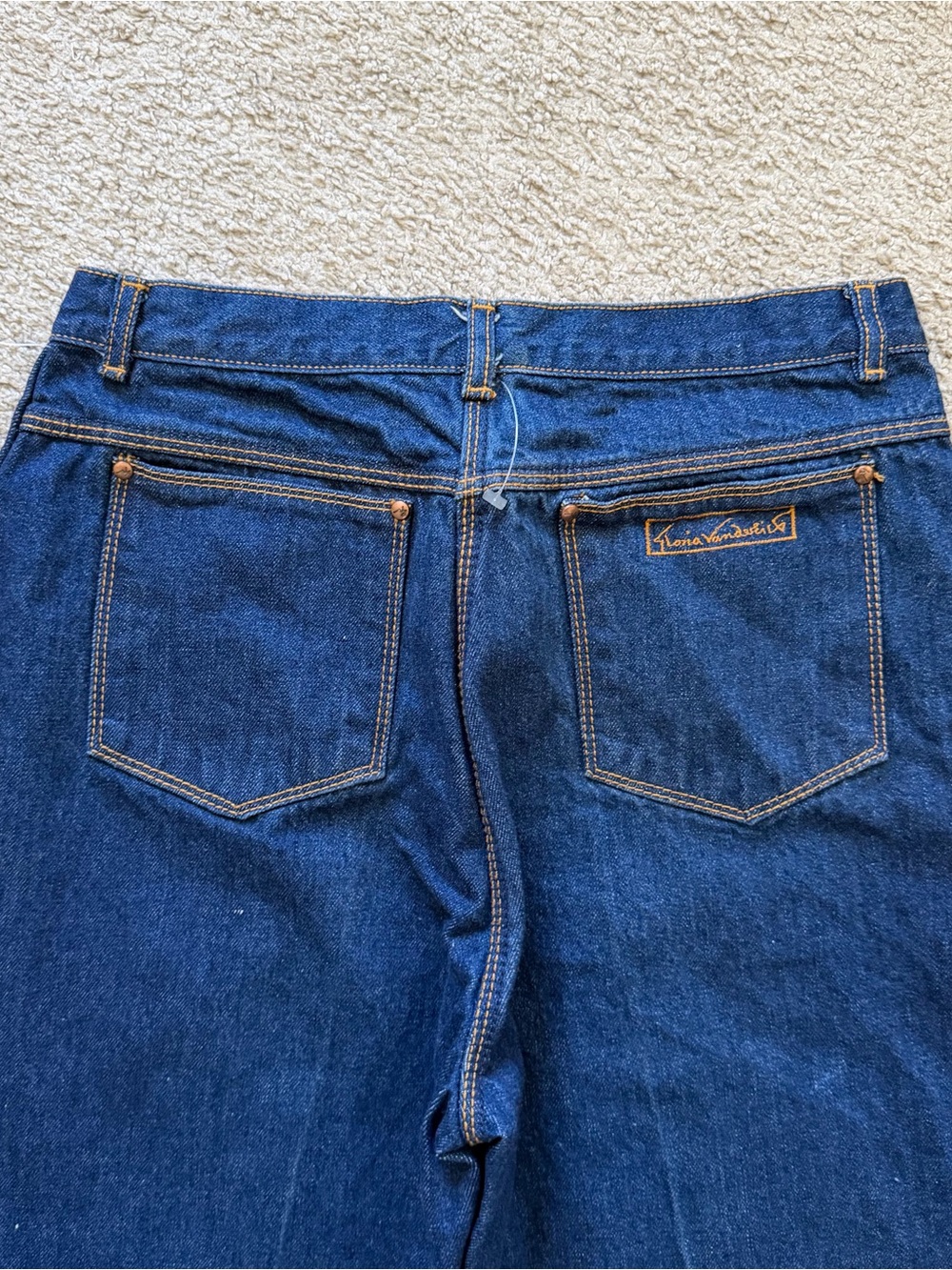 VTG ~ 1970s ~ Gloria Vanderbilt ~ High-Waisted Straight Cut Jeans ~ Size 16 - Picture 4 of 7